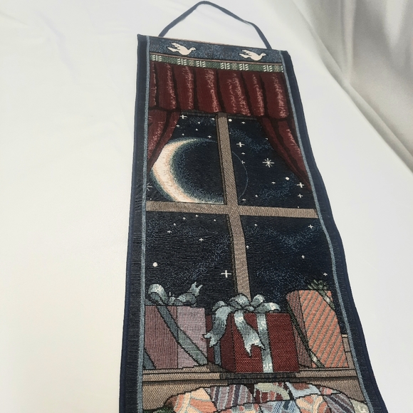 Tapestry wall hanging - Picture 7 of 8